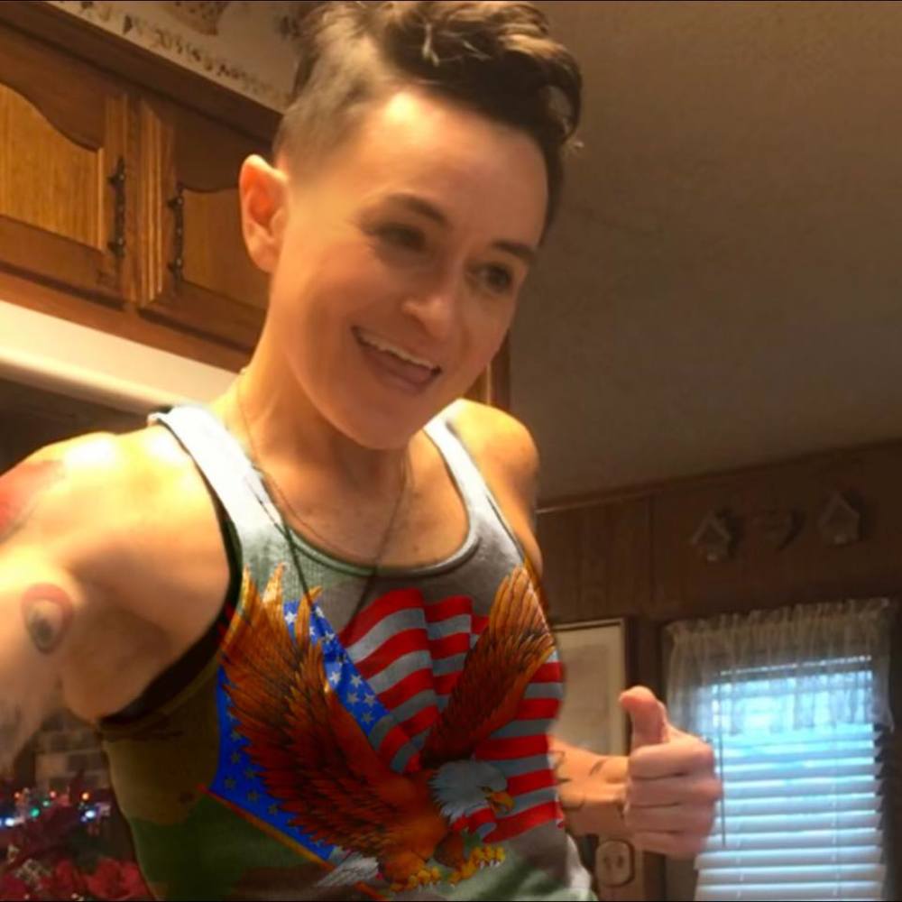 Meet your Posher, Jennifer